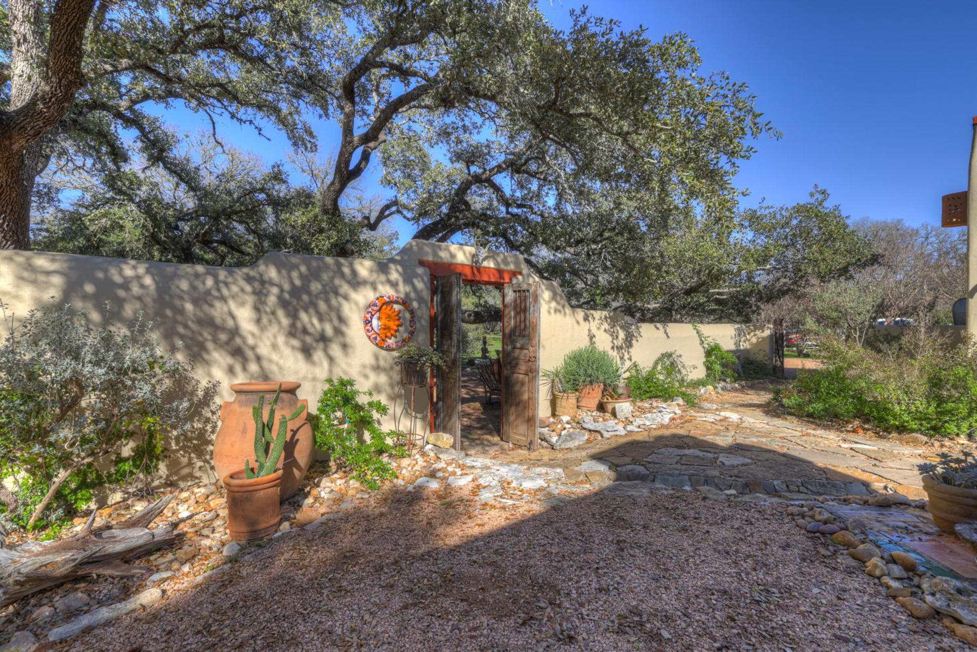 El Ranchito On 578 Acres Villa Driftwood Exterior photo